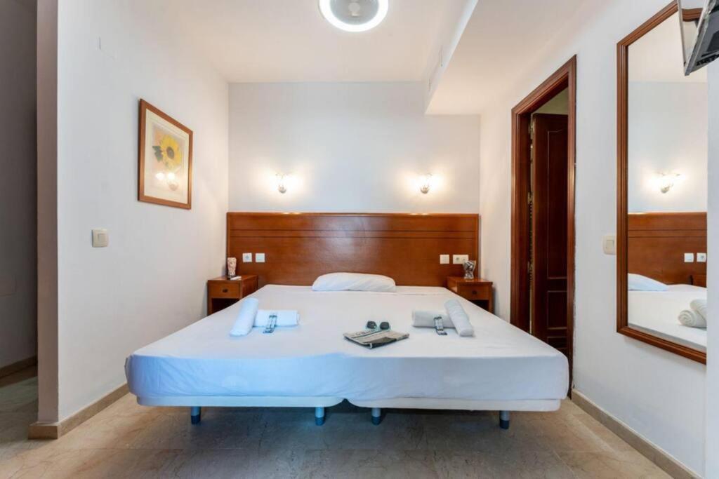 Ct 240 - Beachfront Apartment -Don Juan Manilva Exterior foto